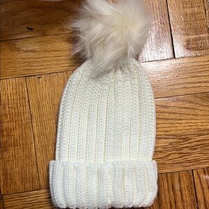 NWT BP Cozy White Knit Pom-Pom Beanie